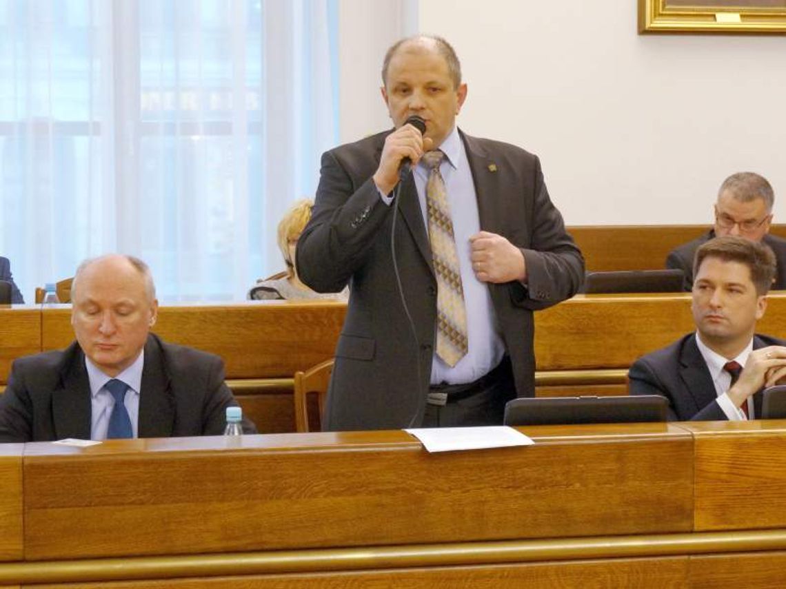 Lublin: Radni kłócili się o masturbację. PiS skapitulował Lublin: Radni kłócili się o masturbację. PiS skapitulował