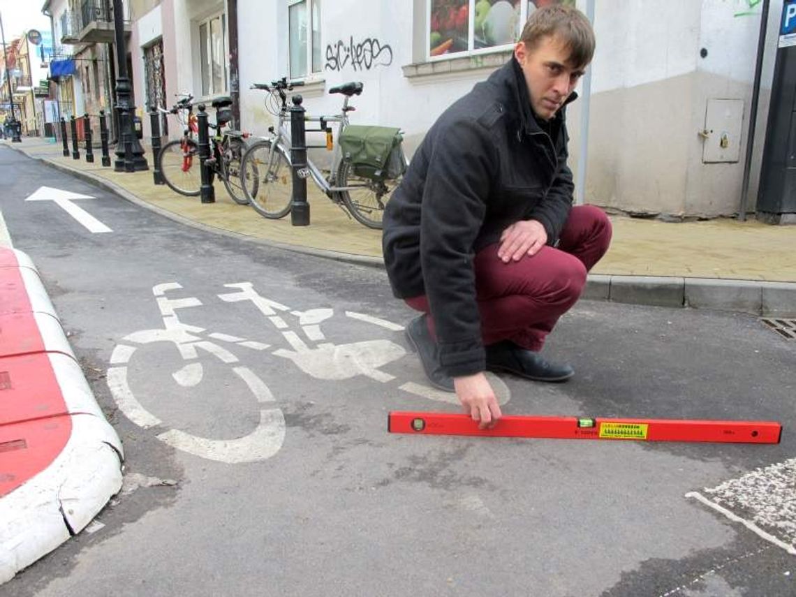 Lublin: Rowerzyści wytykają urzędnikom buble na nowych ścieżkach Lublin: Rowerzyści wytykają urzędnikom buble na nowych ścieżkach