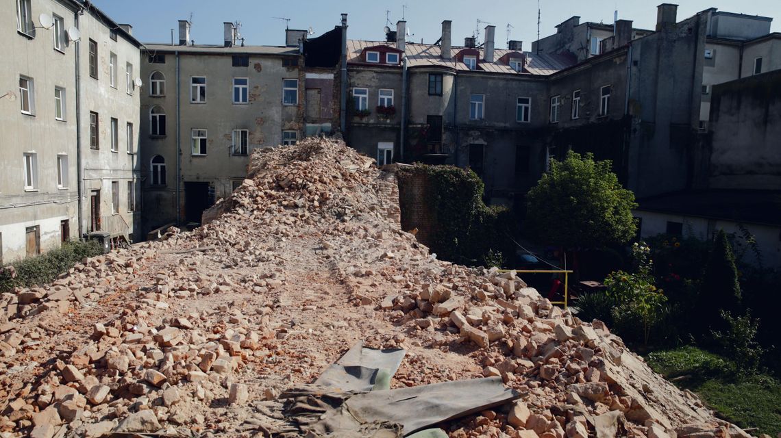 Lublin: Rozebrali kamienicę, zostawili gruzowisko. Mieszkańcy tracą cierpliwość