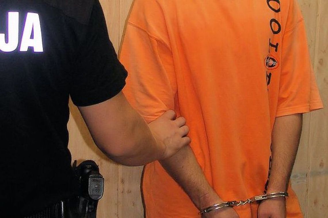 Lublin: Skatowali bezdomnych, spalili im obozowisko Lublin: Skatowali bezdomnych, spalili im obozowisko
