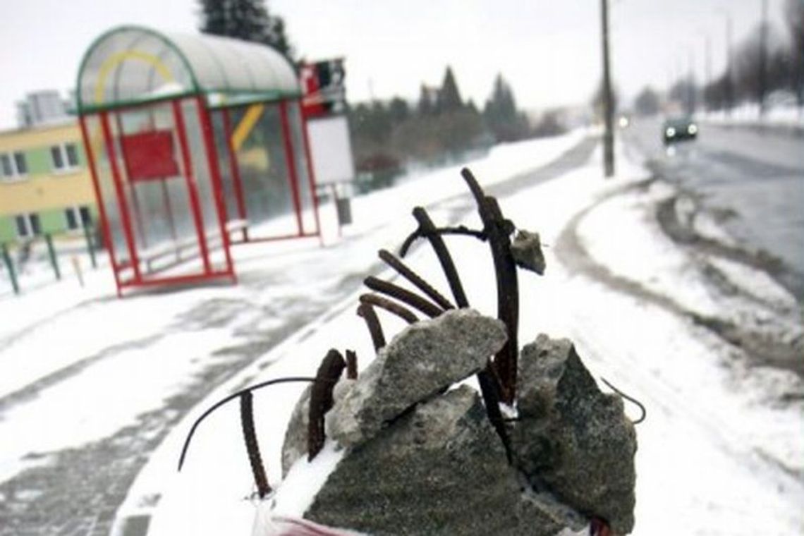 Lublin: Słupy znikną z zatok przystankowych Lublin: Słupy znikną z zatok przystankowych