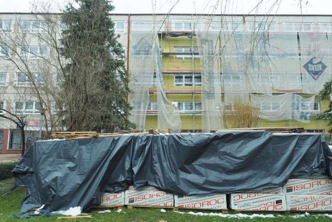 Lublin: Spartańskie warunki w bursie? "Siedzimy w grubych ubraniach" Lublin: Spartańskie warunki w bursie? "Siedzimy w grubych ubraniach"