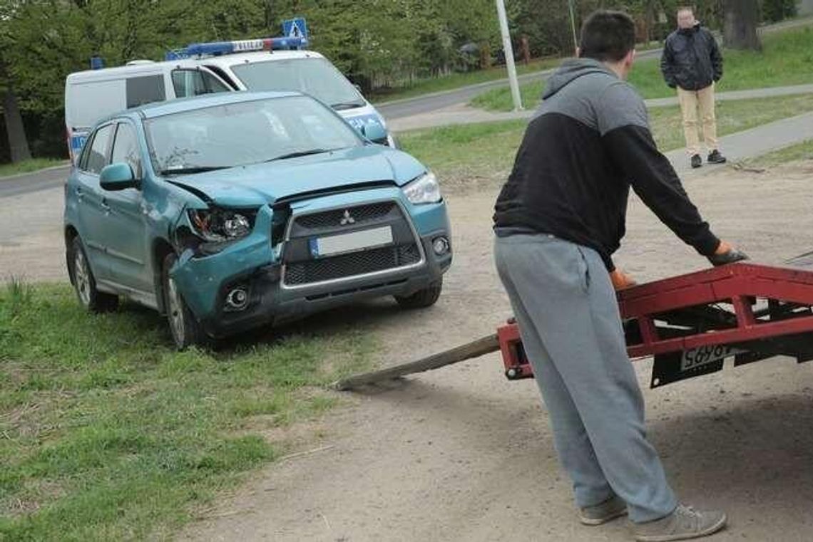 Lublin: Stłuczka na ul. Nałęczowskiej. Ucierpiał też radiowóz