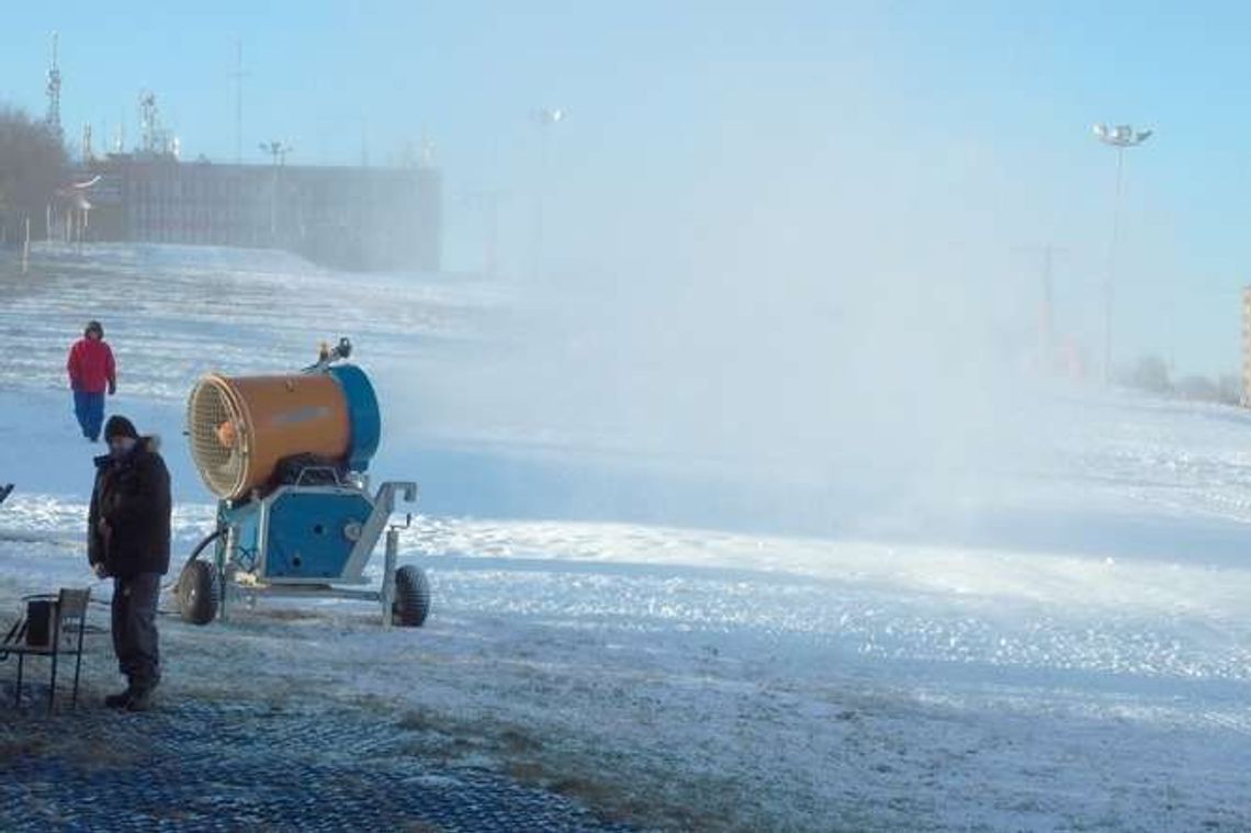  Lublin: Stok na Globusie czynny od soboty. Trwa naśnieżanie