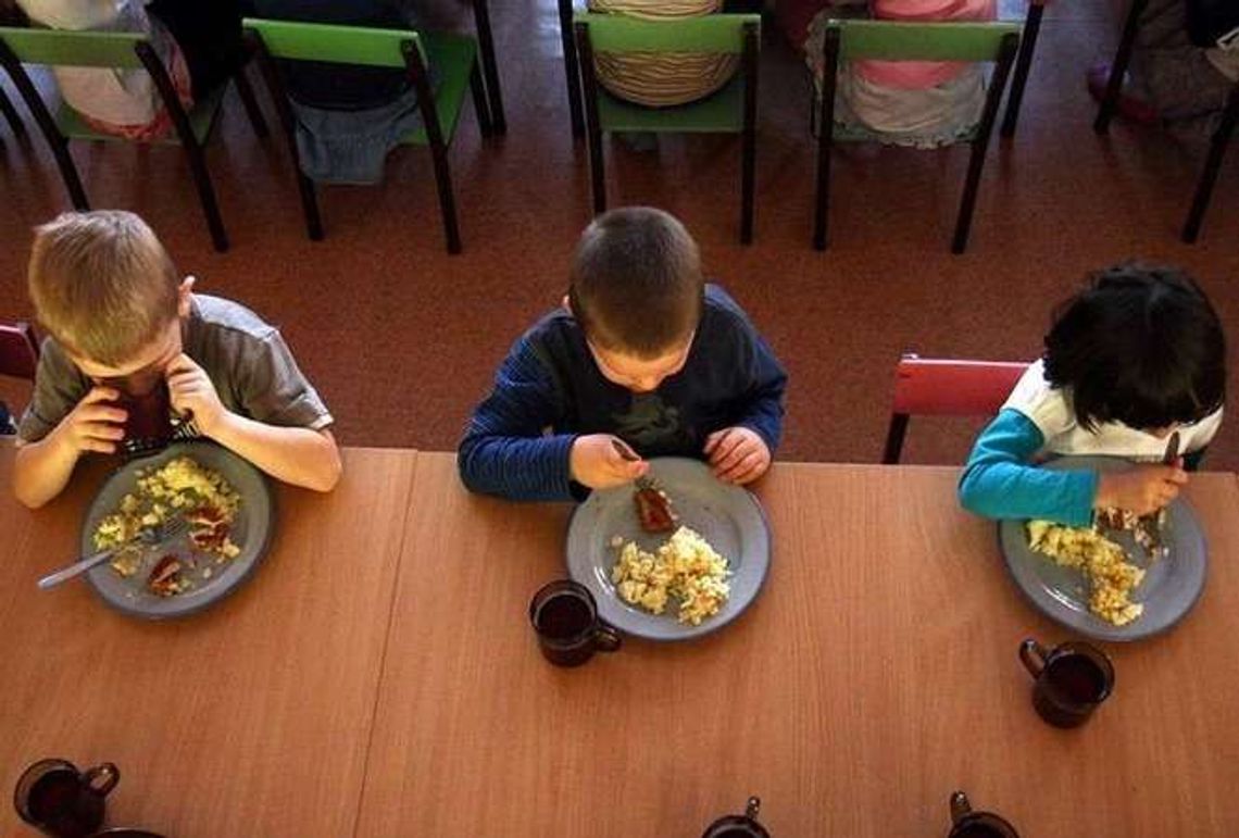 Lublin: Szkolne stołówki działają mimo ferii