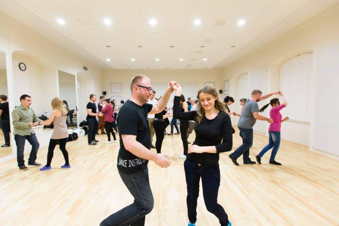 Lublin tańczy: Ćwicz kroki przed sylwestrem