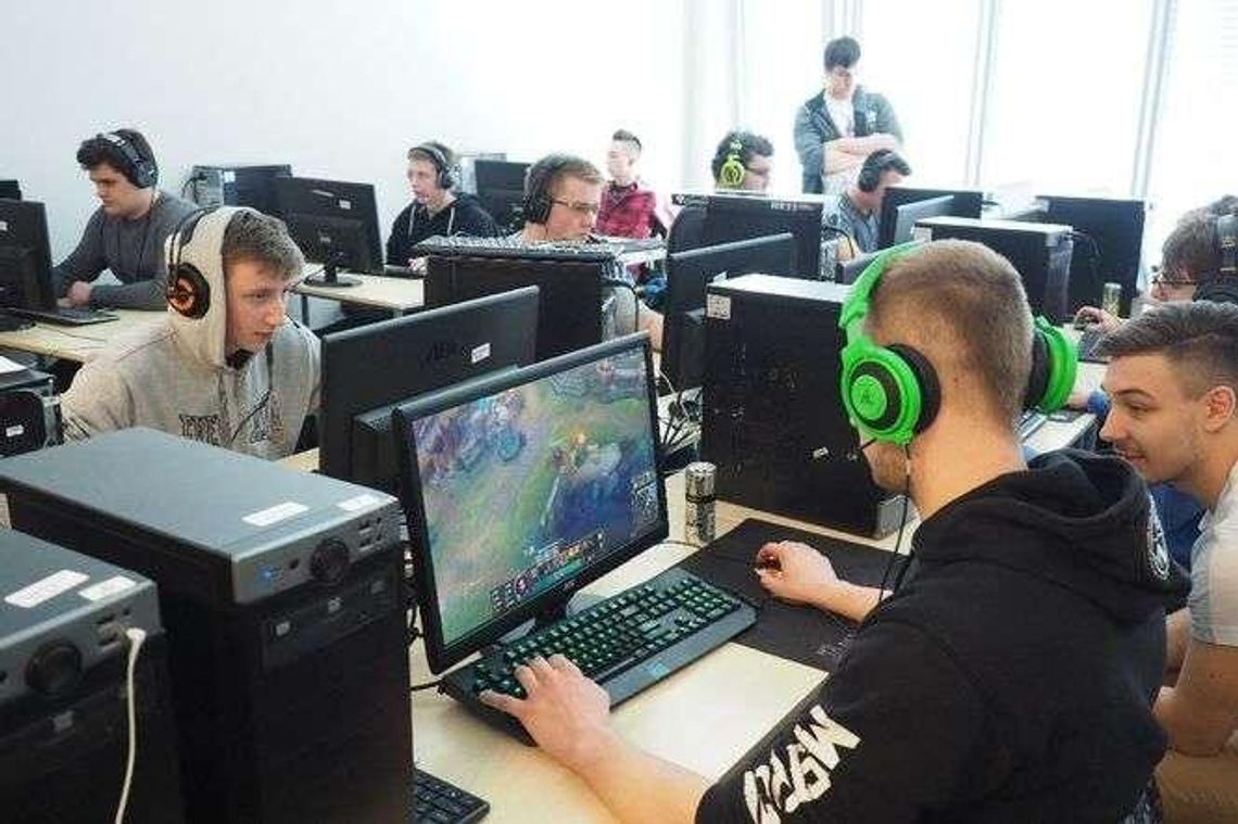 Lublin: Turniej Gier Komputerowych UMCS Tournament 2017