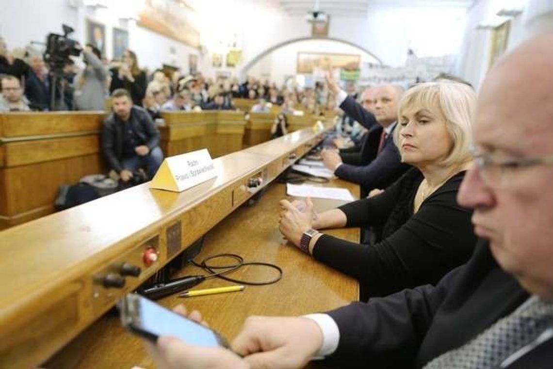 Lublin: Ujednolicone teksty uchwał Rady Miasta będą w internecie