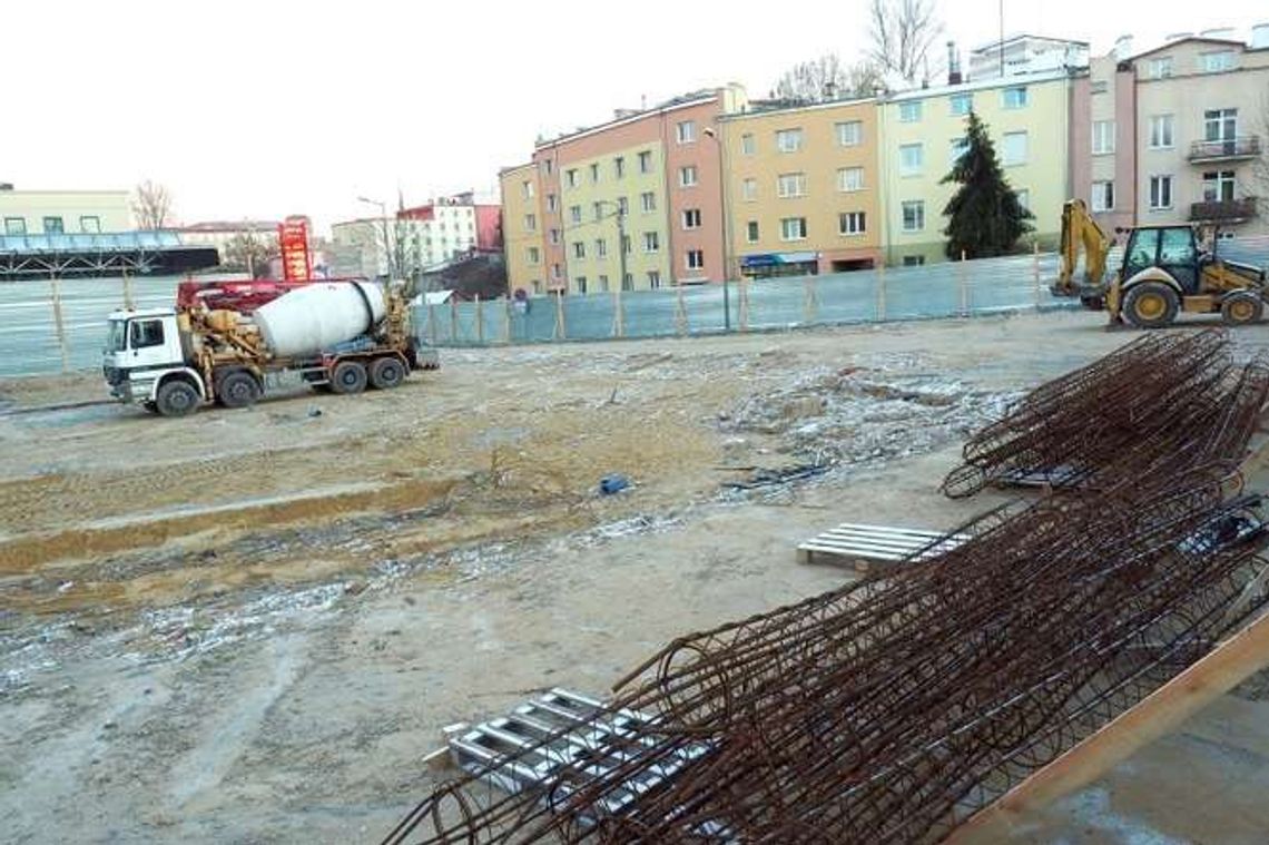 Lublin: Urząd nie chce dziury po biurowcu, umowa zerwana