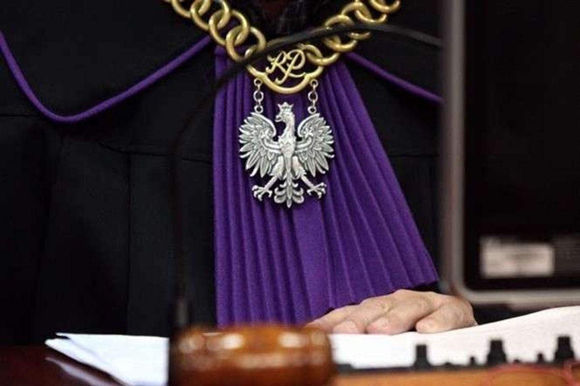 Lublin: Urządził rodzinie piekło. Próbował zabić żonę, znęcał się nad nią i nad córką