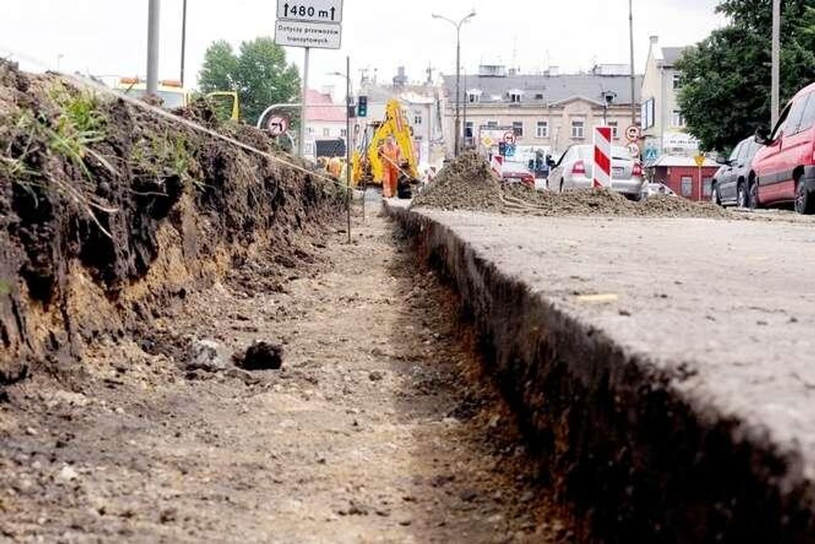 Lublin: Utrudnienia drogowe na al. Solidarności Lublin: Utrudnienia drogowe na al. Solidarności