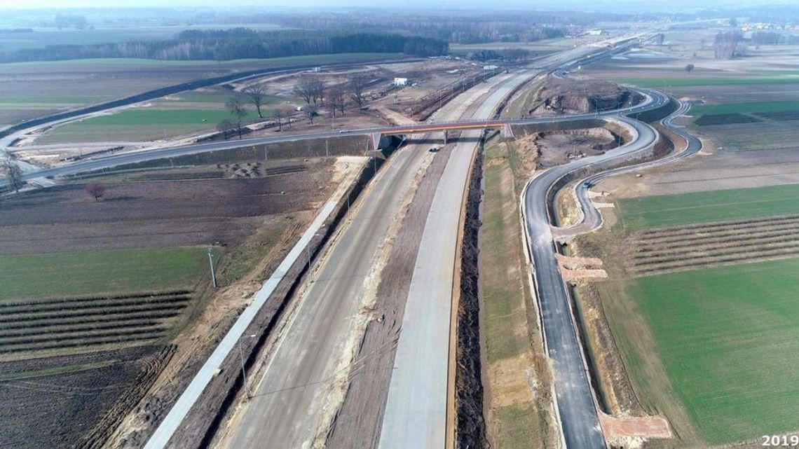 Lublin-Warszawa. Kiedy będzie gotowa pozostała część drogi S17? [zdjęcia z drona]