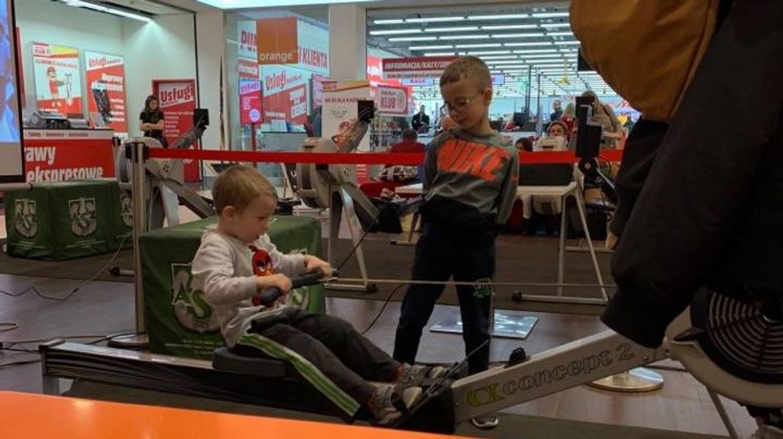 Lublin wiosłował dla WOŚP. Tym razem rekord nie został pobity Lublin wiosłował dla WOŚP. Tym razem rekord nie został pobity