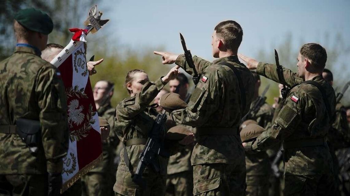 Lublin: Wojska Obrony Terytorialnej złożą przysięgę na pl. Zamkowym. Będzie też piknik Lublin: Wojska Obrony Terytorialnej złożą przysięgę na pl. Zamkowym. Będzie też piknik