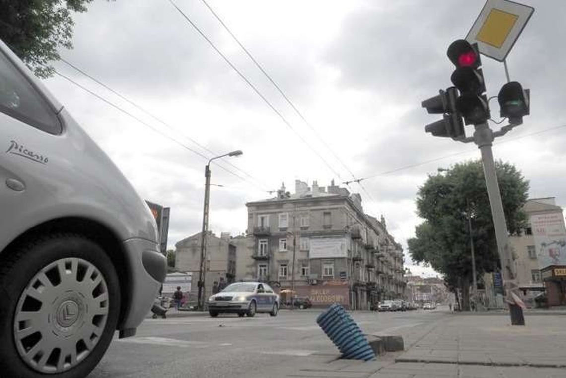Lublin: Wyłączą światła na ważnych skrzyżowaniach. Już wiadomo kiedy Lublin: Wyłączą światła na ważnych skrzyżowaniach. Już wiadomo kiedy