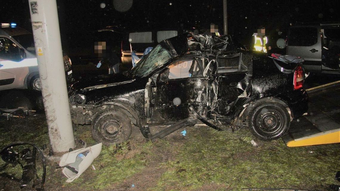 Lublin: Wypadek na ul. Nadbystrzyckiej. Dwie osoby nie żyją [zdjęcia]