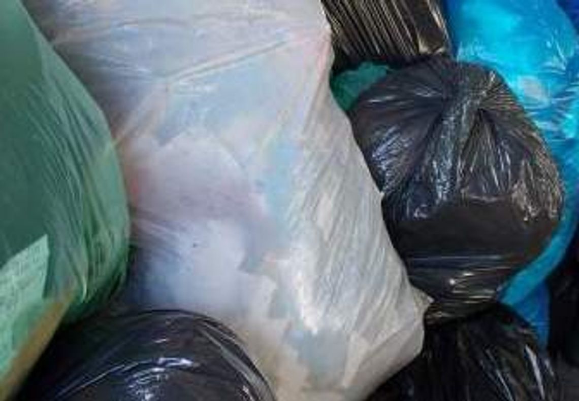 Lublin: Wyrzucał śmieci na dziko, wpadł przez baner