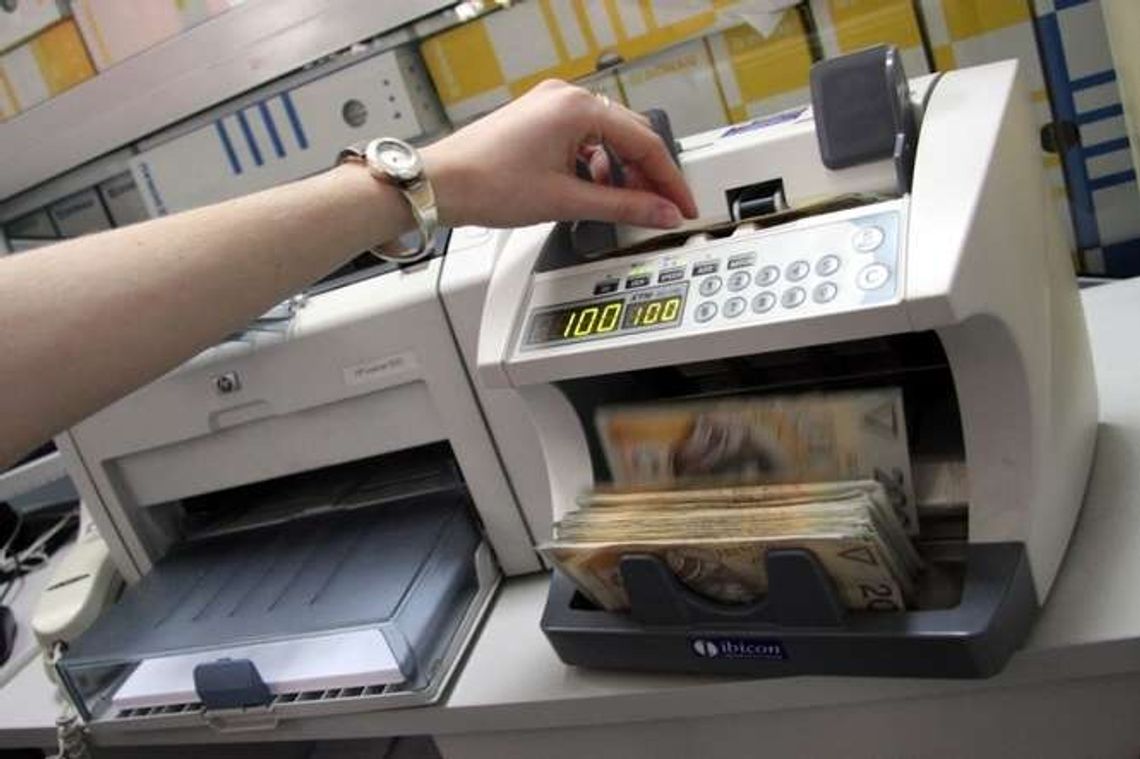 Lublin: Założył konto oszustowi i wpłacił 50 tys. zł. Pracownica banku była zdumiona