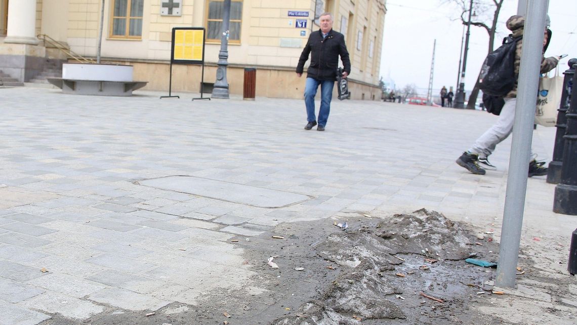 Lublin zapłacił 7 milionów złotych za odśnieżanie. Czas na wiosenne porządki Lublin zapłacił 7 milionów złotych za odśnieżanie. Czas na wiosenne porządki