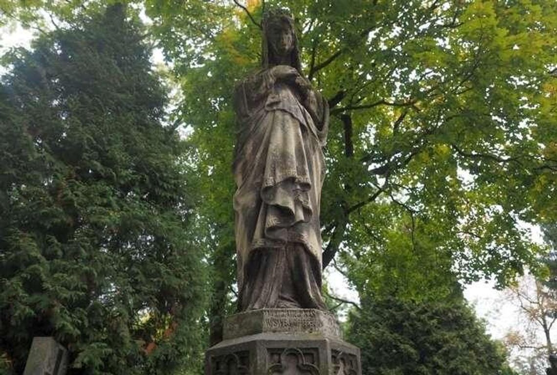 Lublin: Zbierają na renowację zabytkowych nagrobków