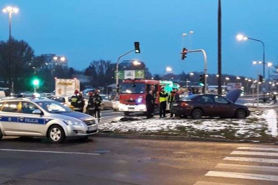 Lublin: Zderzenie aut na ważnym skrzyżowaniu 