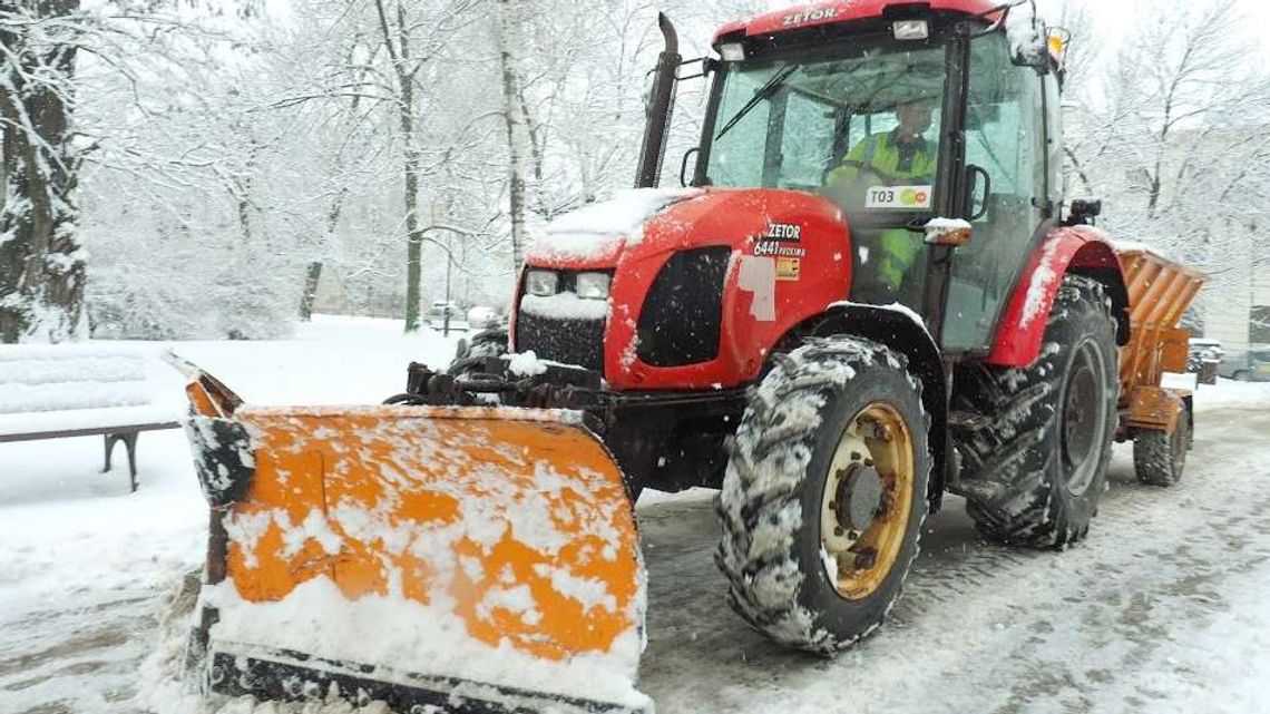 Lublin: Zima już zaskoczyła drogowców Lublin: Zima już zaskoczyła drogowców