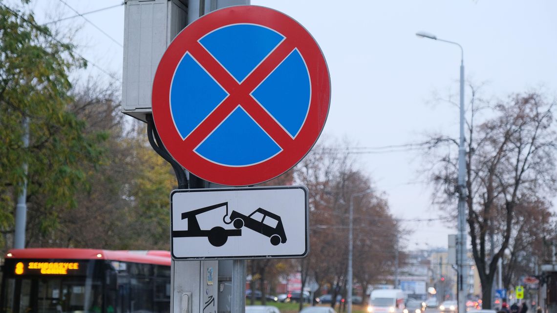 Lublin: Zmiany w opłatach za niewłaściwe parkowanie. 100 metrów dalej, 100 złotych drożej