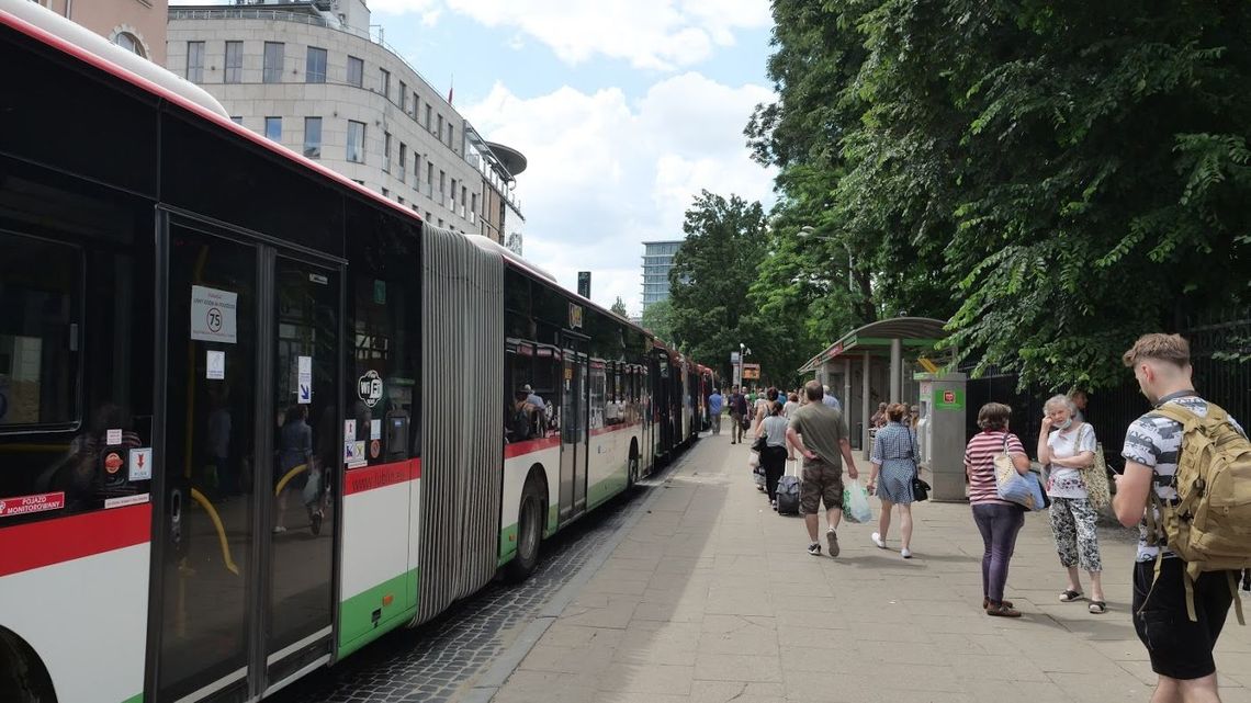 Lublin. Zmieniają rozkład jazdy autobusów i trolejbusów. Bo wraca szkoła