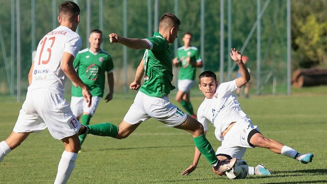 Lublinianka znowu przegrała 3:4, komplety Lewartu i Janowianki, czyli ciekawa kolejka w IV lidze [zdjęcia]
