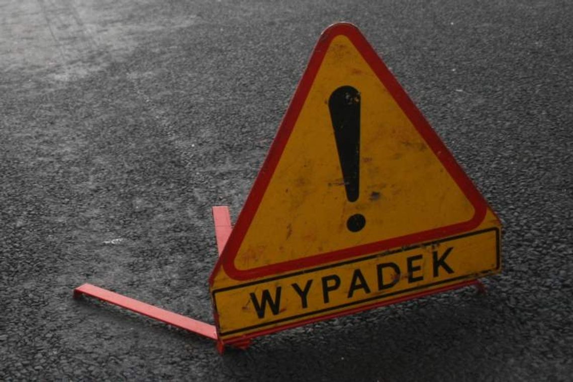 Łucka. Ciągnik zderzył się z samochodem