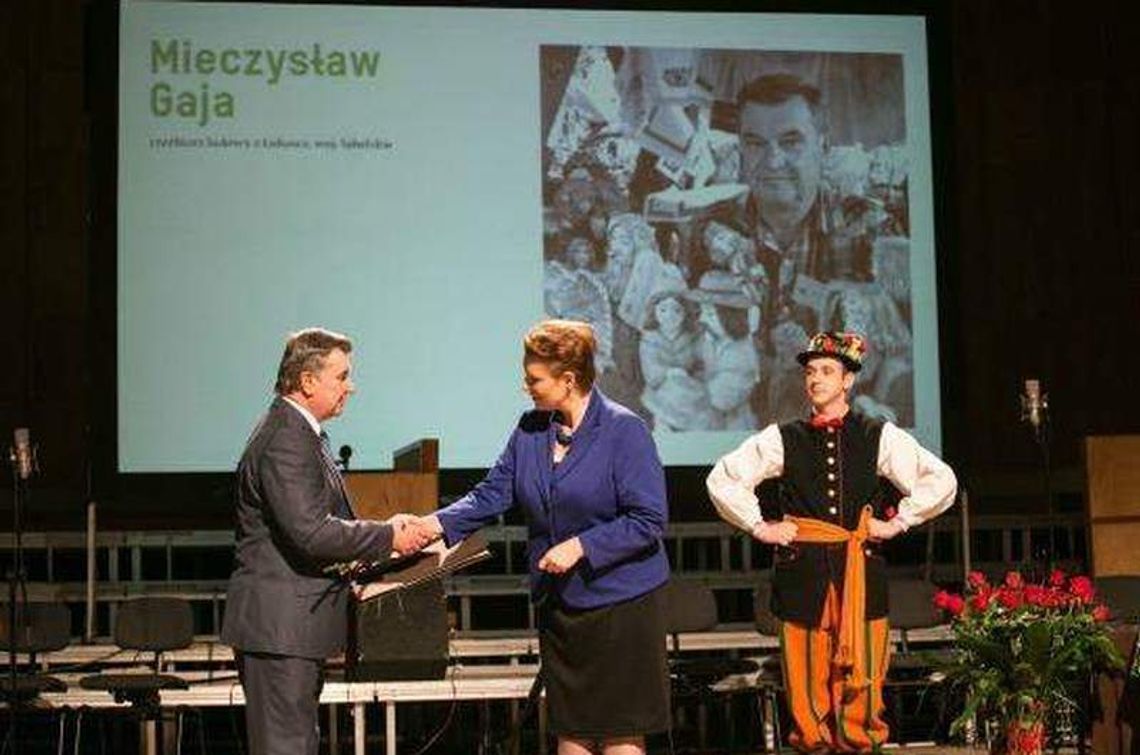 Ludowy "Oskar" dla łukowskiego rzeźbiarza