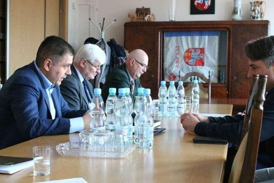 "Ludzie się denerwują, może dojść do rękoczynów". Miasto szuka sposobu na dłużników