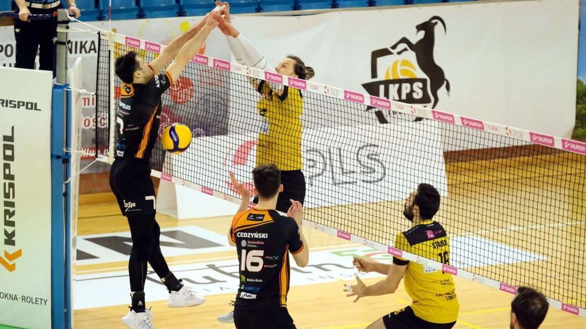 LUK Politechnika kontra Norwid Częstochowa, Polski Cukier Avia jedzie do Białegostoku