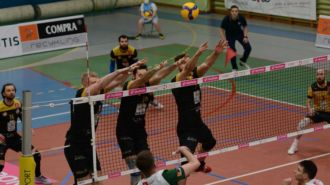 LUK Politechnika niespodziewanie przegrała z Lechią 2:3, Polski Cukier Avia lepsza od Olimpii LUK Politechnika niespodziewanie przegrała z Lechią 2:3, Polski Cukier Avia lepsza od Olimpii