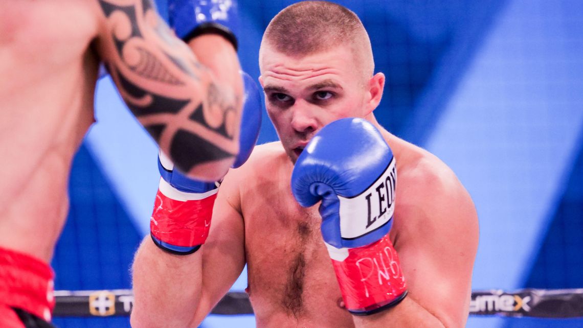 Łukasz Maciec pokonał Joela Julio podczas gali MB Boxing Night