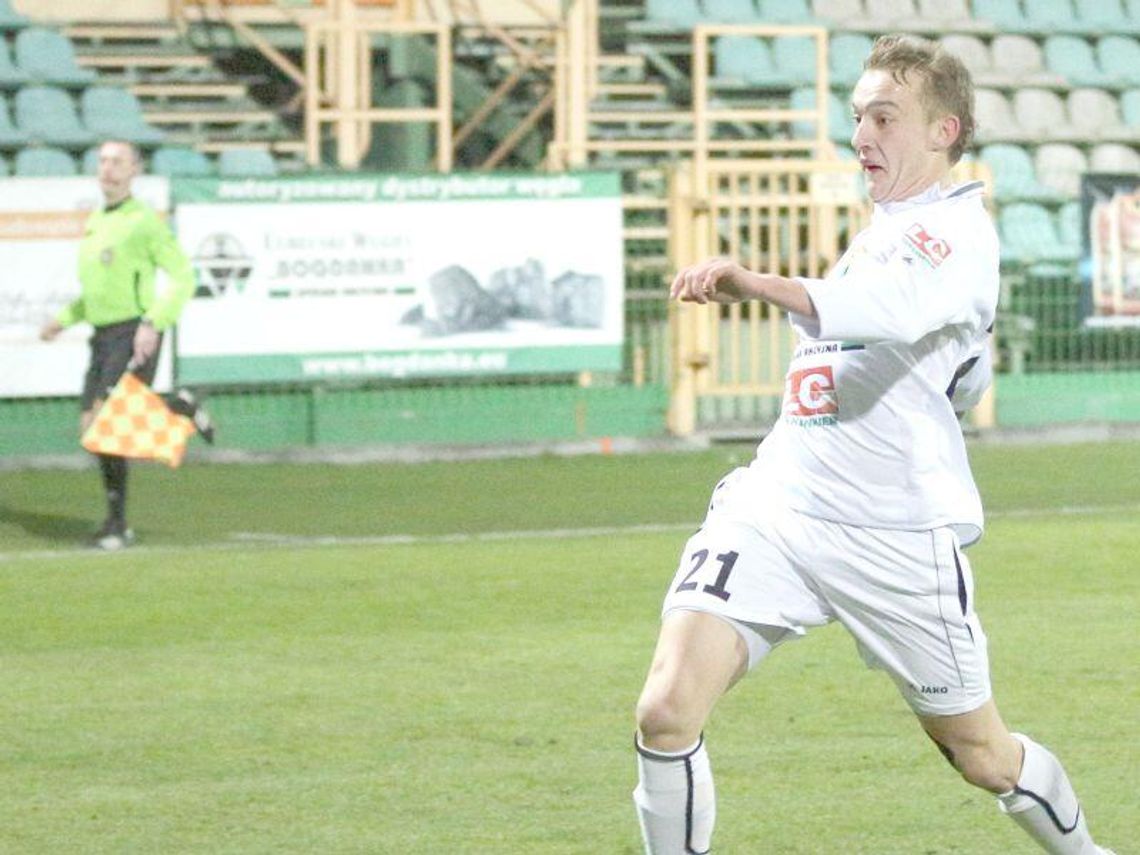 Łukasz Mierzejewski może trafić do Górnika. Bartosz Wiązowski czeka na artroskopię Łukasz Mierzejewski może trafić do Górnika. Bartosz Wiązowski czeka na artroskopię