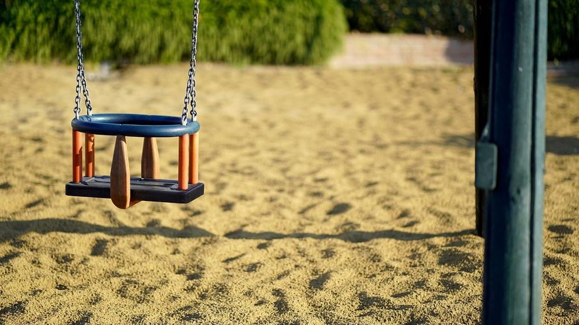 Łuków: Piasek na placu zabaw „niepraktyczny”? Łuków: Piasek na placu zabaw „niepraktyczny”?