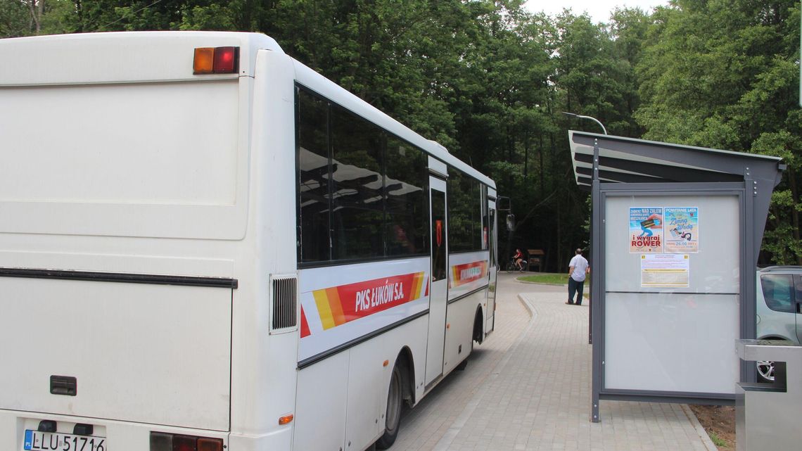 Łuków: W weekendy pasażerowie bezpłatnej komunikacji jeżdżą najchętniej nad zalew Łuków: W weekendy pasażerowie bezpłatnej komunikacji jeżdżą najchętniej nad zalew