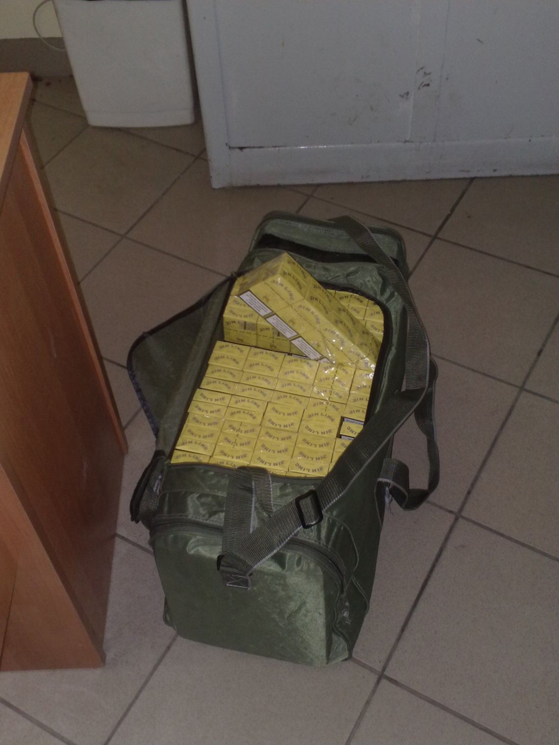 Łuków: Wpadki podróżnych z trefnym towarem Łuków: Wpadki podróżnych z trefnym towarem