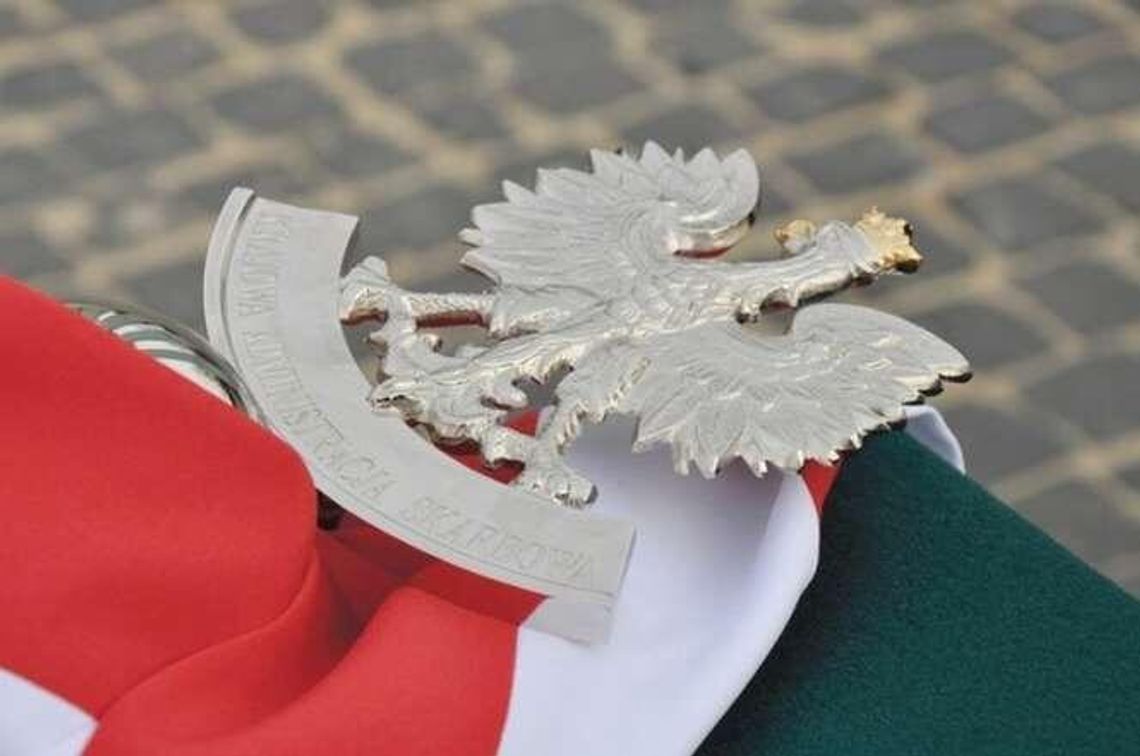 Lustracja w "skarbówce". Urzędnicy stracą pracę jeśli współpracowali ze służbami PRL