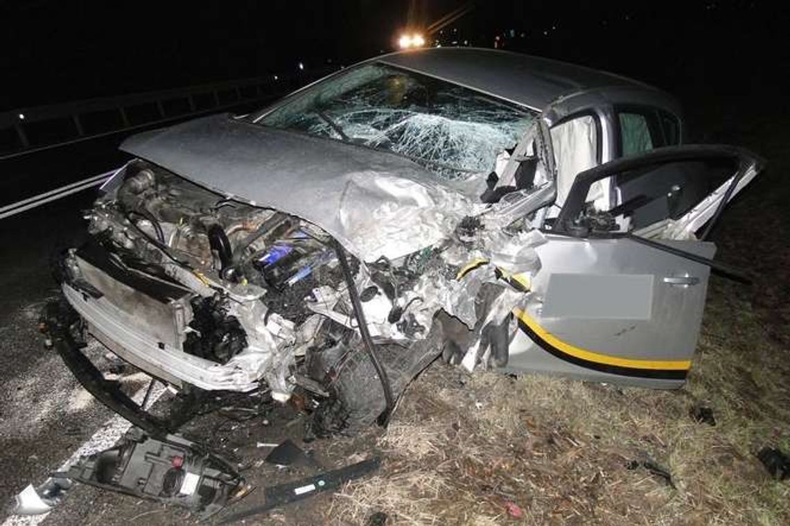 Łuszczów: Uderzył w jadący z przeciwka samochód