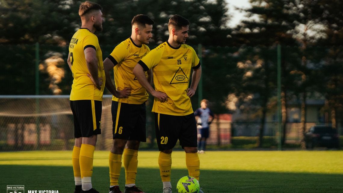 Lutnia i LKS Milanów na remis, cztery gole Kacpra Waniowskiego i wyniki bialskiej okręgówki Lutnia i LKS Milanów na remis, cztery gole Kacpra Waniowskiego i wyniki bialskiej okręgówki