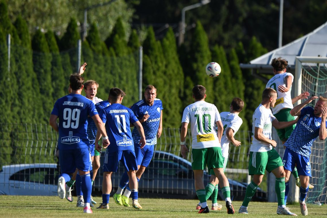 Macron IV Liga: Tylko Lublinianka z kompletem Macron IV Liga: Tylko Lublinianka z kompletem