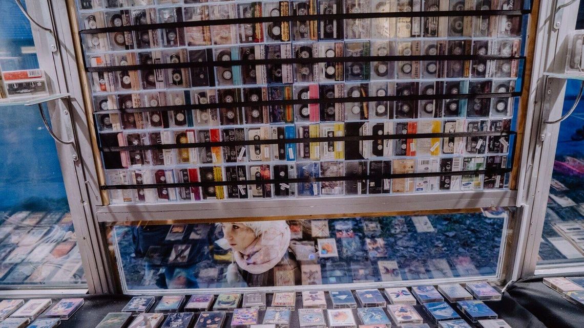 Magiczny kiosk z kasetami w Lublinie Magiczny kiosk z kasetami w Lublinie