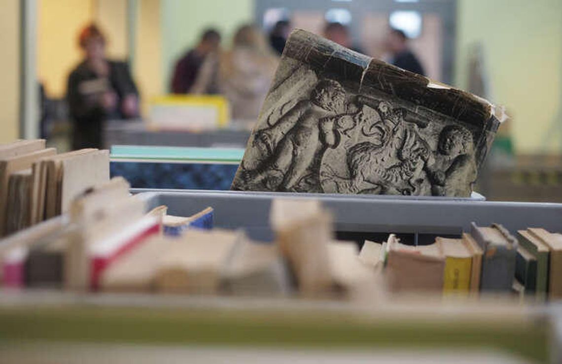 Majowy Kiermasz Książki w Bibliotece Uniwersyteckiej KUL. Po książki do szatni