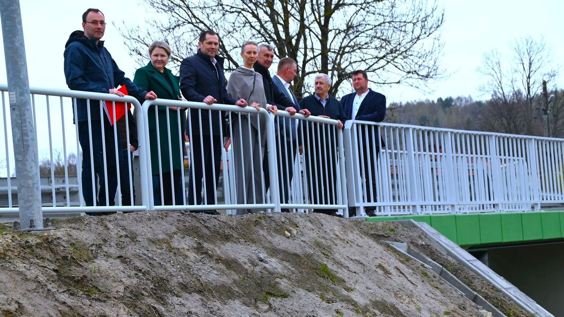 Mała rzecz, a cieszy. Kładka nad Jacynką otwarta