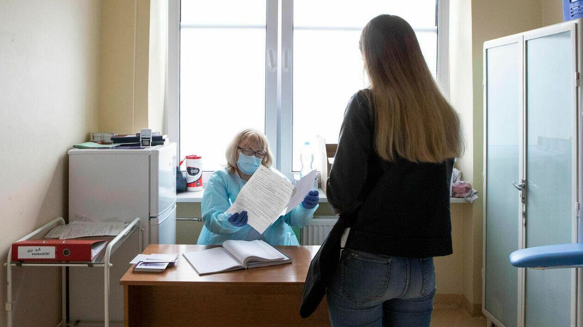 Mało chętnych do zaszczepienia dzieci przeciwko COVID w Lubelskiem