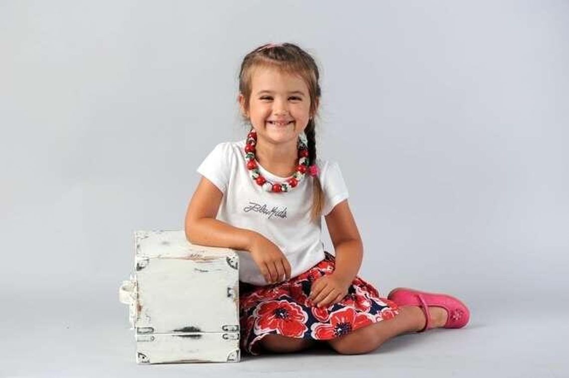 "Maluch na okładkę": Ala wygrała i zadebiutowała przed obiektywem