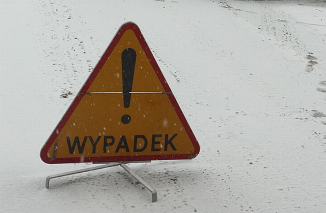 \"Mały\" fiat wymusił pierwszeństwo, dziecko w szpitalu