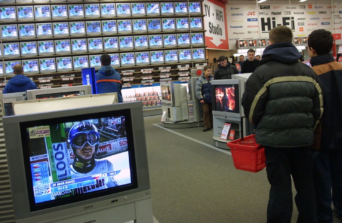 Małysz nad poziomy wyleciał